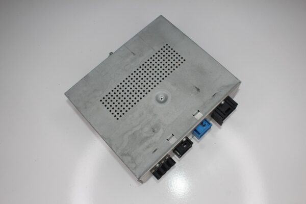 Mercedes Benz W212 E Class E63 AMG Headunit Stereo Tuner A2219002604