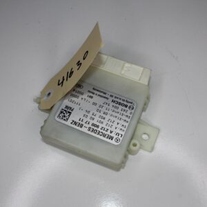 Mercedes Benz W212 E63 PDC Parktronic Control Unit Module A2129001711 - Image 2