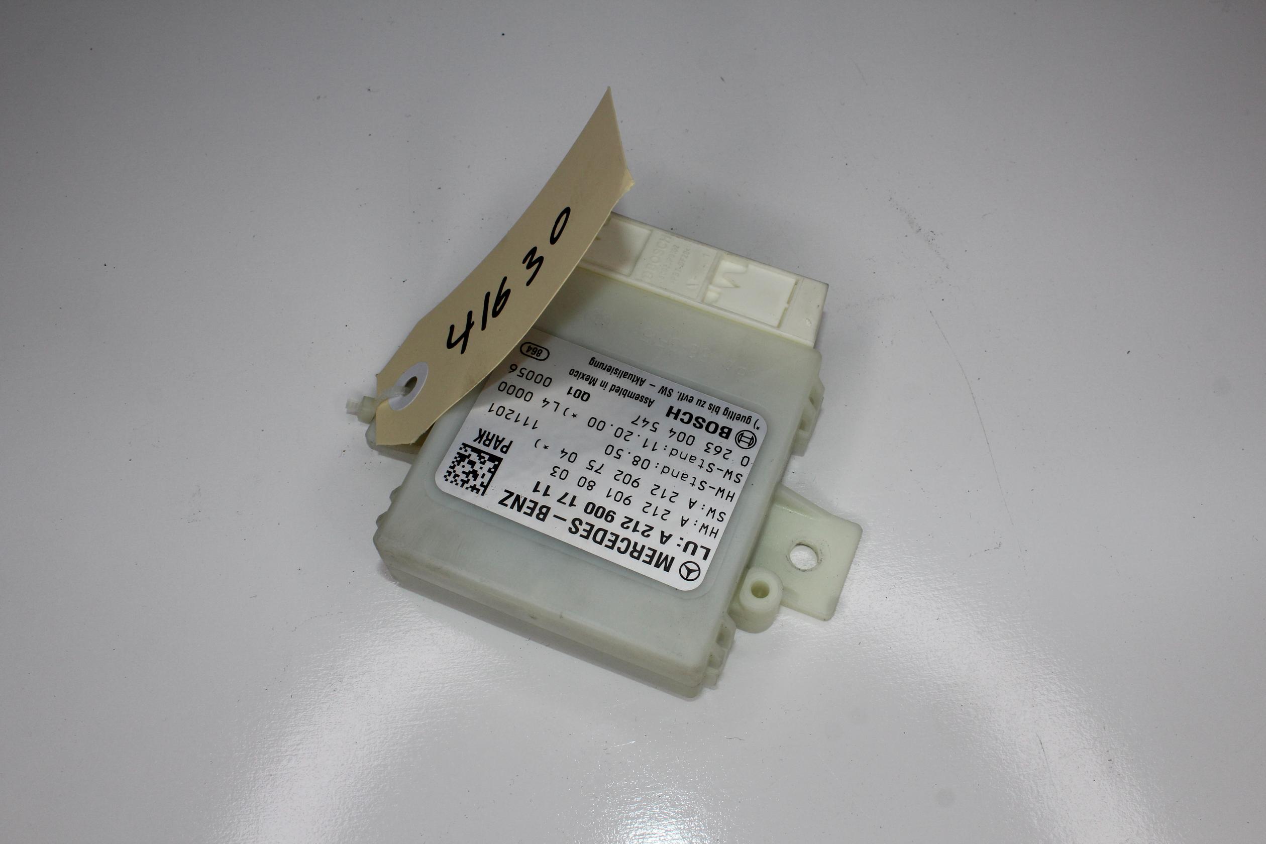 Mercedes Benz W212 E63 PDC Parktronic Control Unit Module A2129001711 - Image 2
