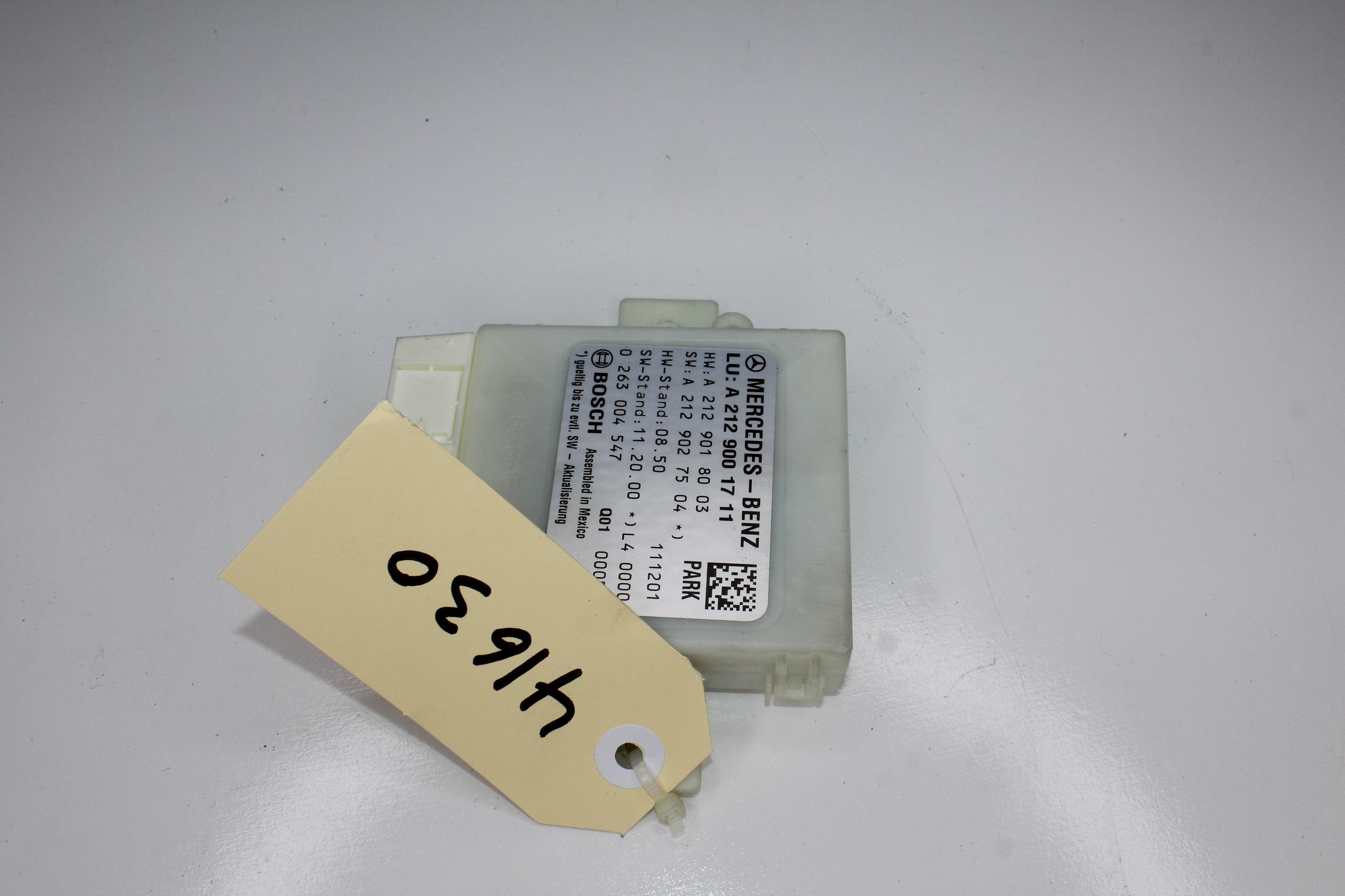 Mercedes Benz W212 E63 PDC Parktronic Control Unit Module A2129001711 - Image 3