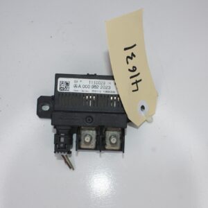 Mercedes Benz Battery Module Backup Relay A0009822023 - Image 1