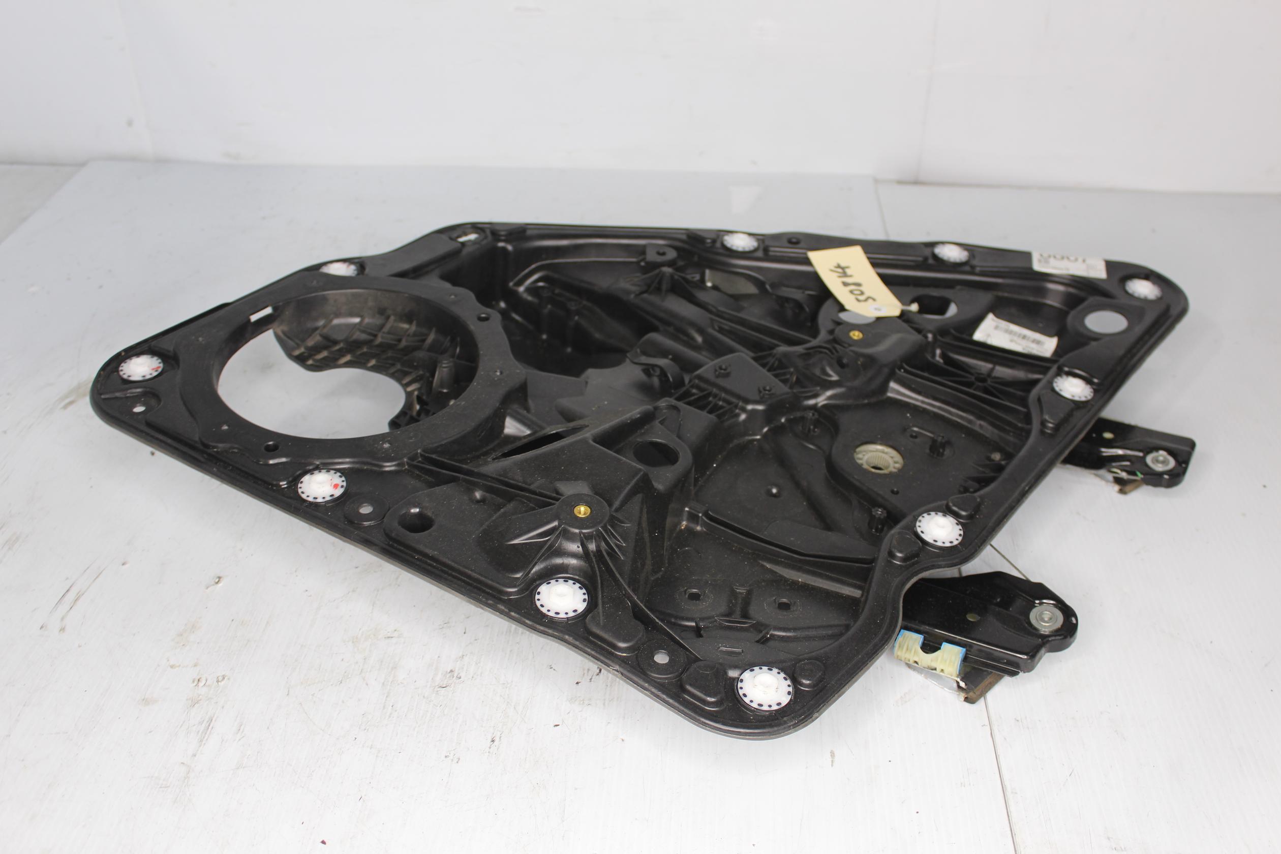 Porsche 92A 958 Cayenne LHR Left Rear Window Regulator 95853346101, 7P5839755B - Image 4
