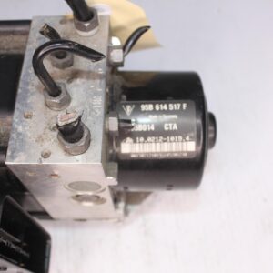 Porsche 95B Macan 3.0L ABS Pump Hydraulic Unit 95B614511D, 95B614511F, 95B614517F - Image 6