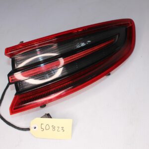 Porsche Macan 95B Rear Right Outer Tail Light Lamp 95B945096D, 95B945096R