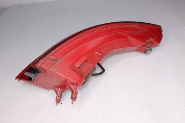 Porsche Macan 95B Rear Left Outer Tail Light Lamp 95B945095D, 95B945095R