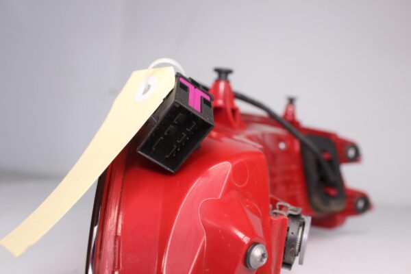Porsche Macan 95B Rear Left Outer Tail Light Lamp 95B945095D, 95B945095R