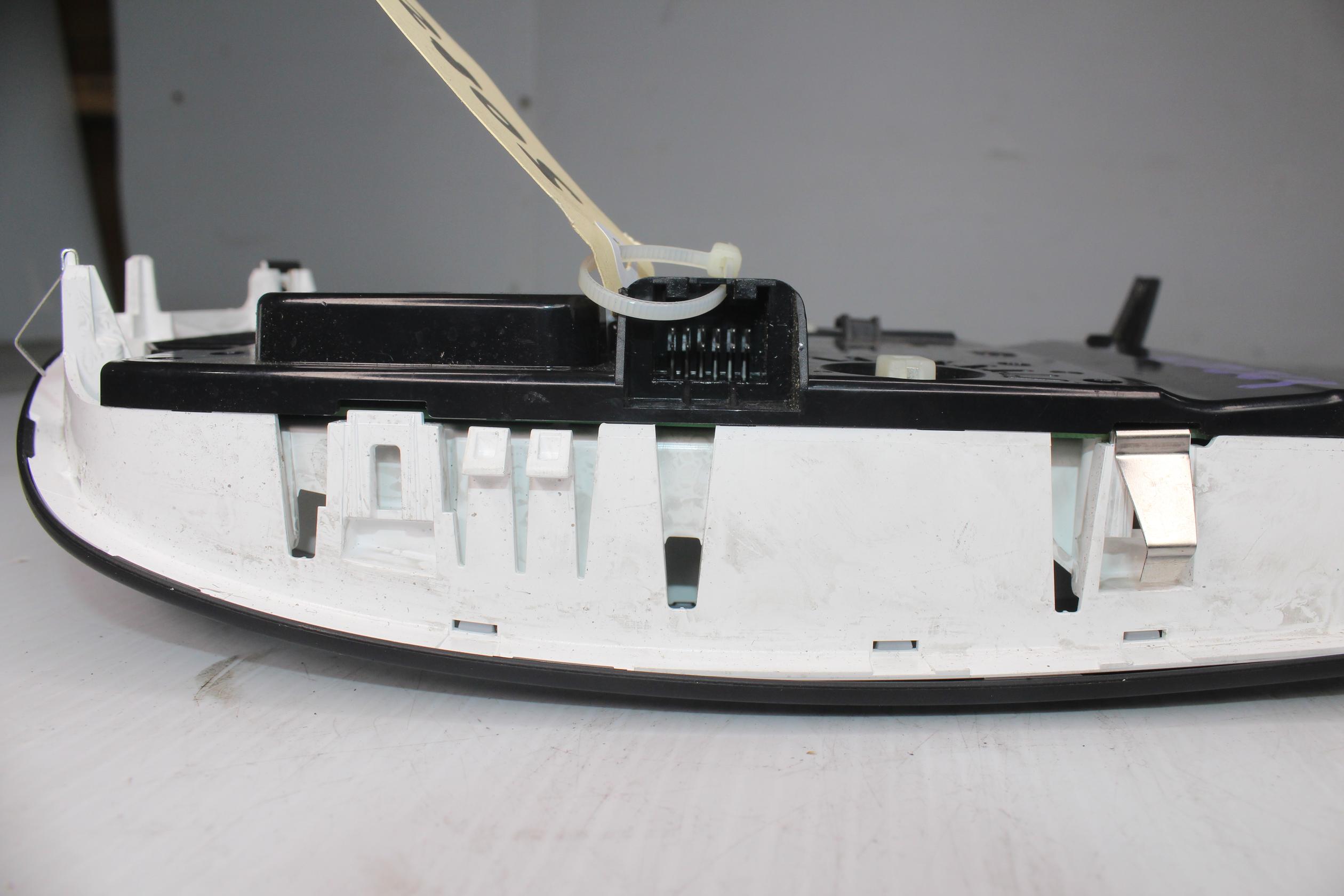 Porsche 958 Cayenne Overhead Roof Console Switch 95861394304, 7PP959551GC - Image 10