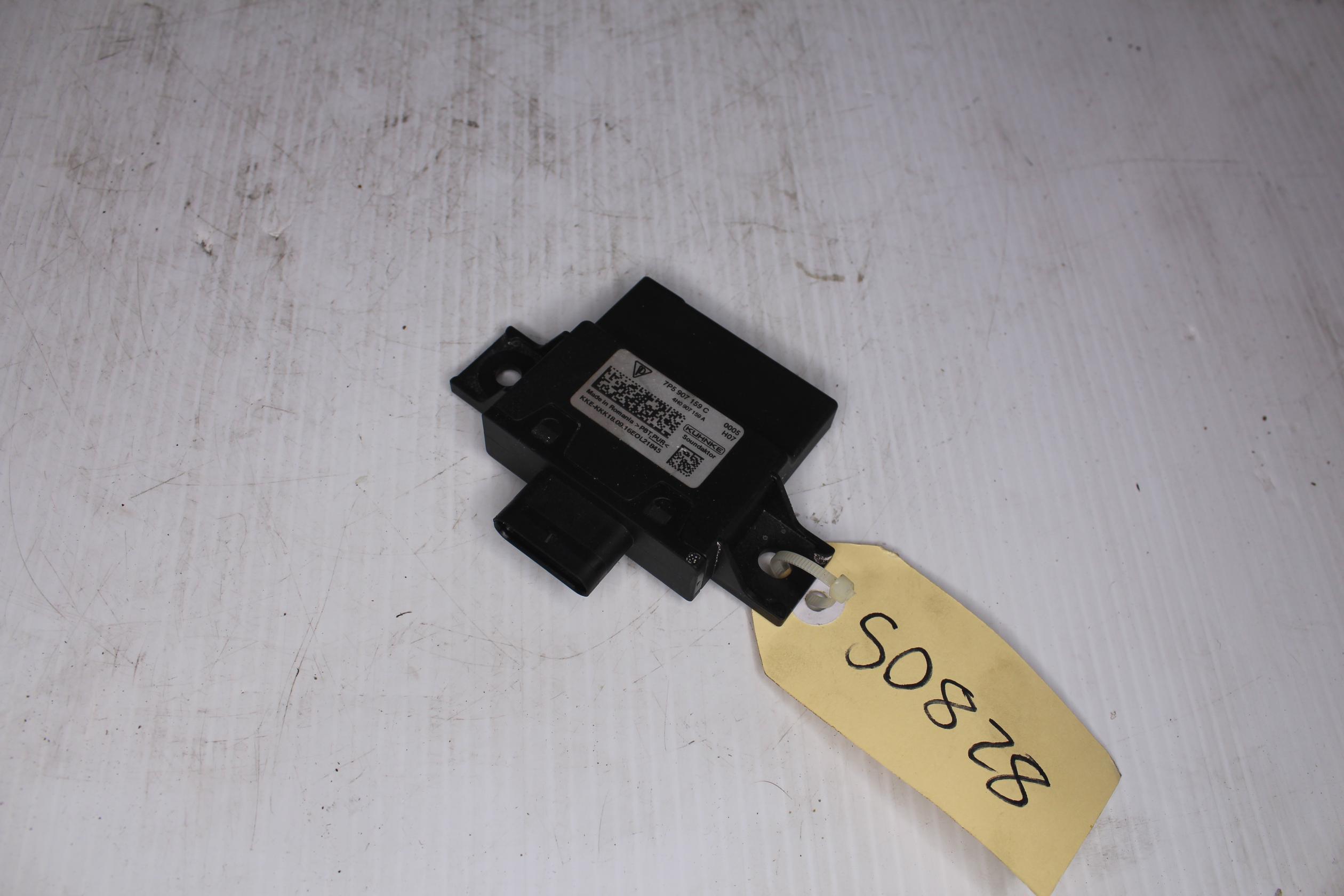 Porsche 92A 958.2 Cayenne Hybrid Engine Sound Control Unit 95890715900, 7P5907159C - Image 3