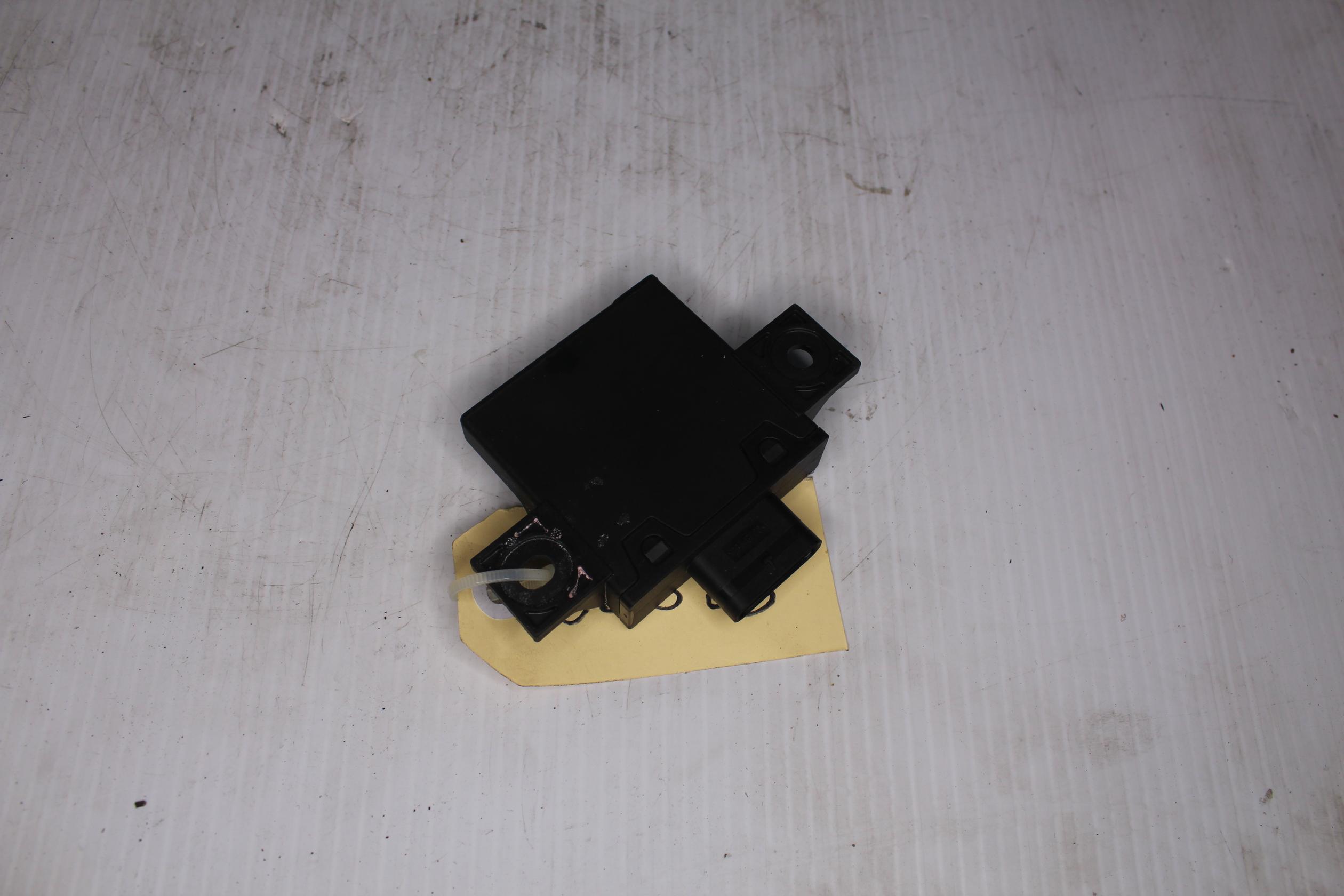 Porsche 92A 958.2 Cayenne Hybrid Engine Sound Control Unit 95890715900, 7P5907159C - Image 9