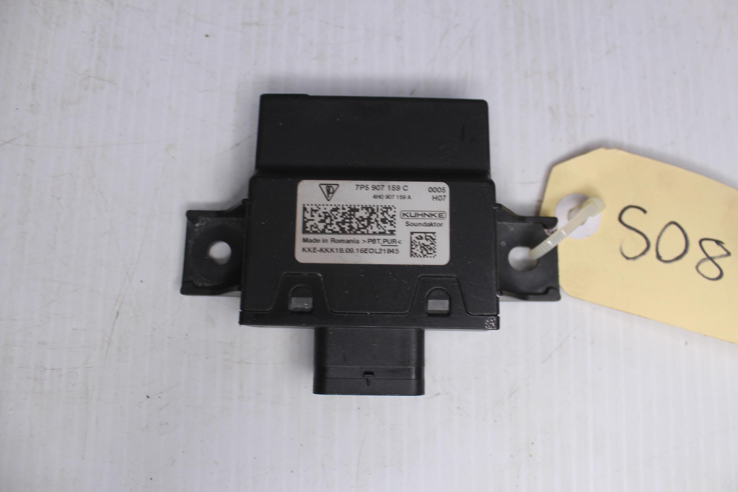 Porsche 92A 958.2 Cayenne Hybrid Engine Sound Control Unit 95890715900, 7P5907159C - Image 1