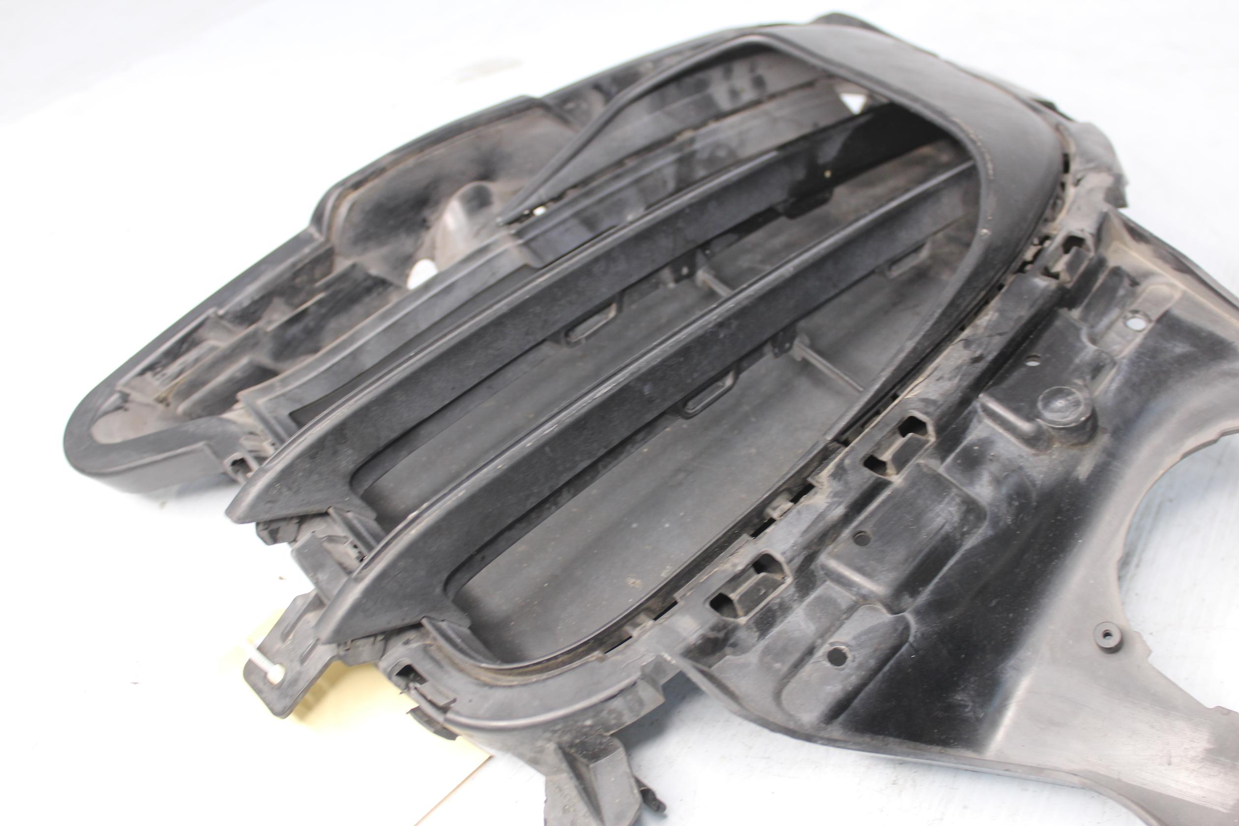 Porsche 958.2 92A Cayenne Front Left Grille Complete 95850568140, 95850568545 - Image 11