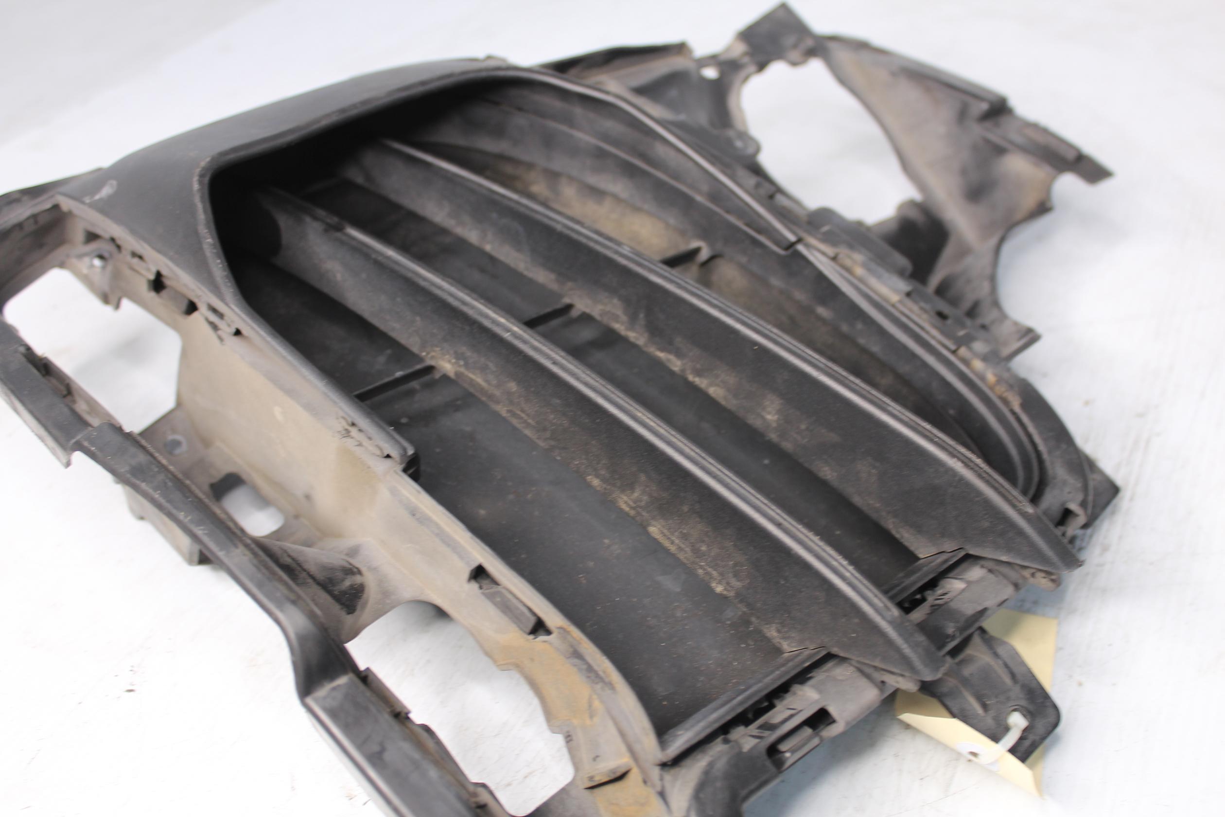Porsche 958.2 92A Cayenne Front Left Grille Complete 95850568140, 95850568545 - Image 10