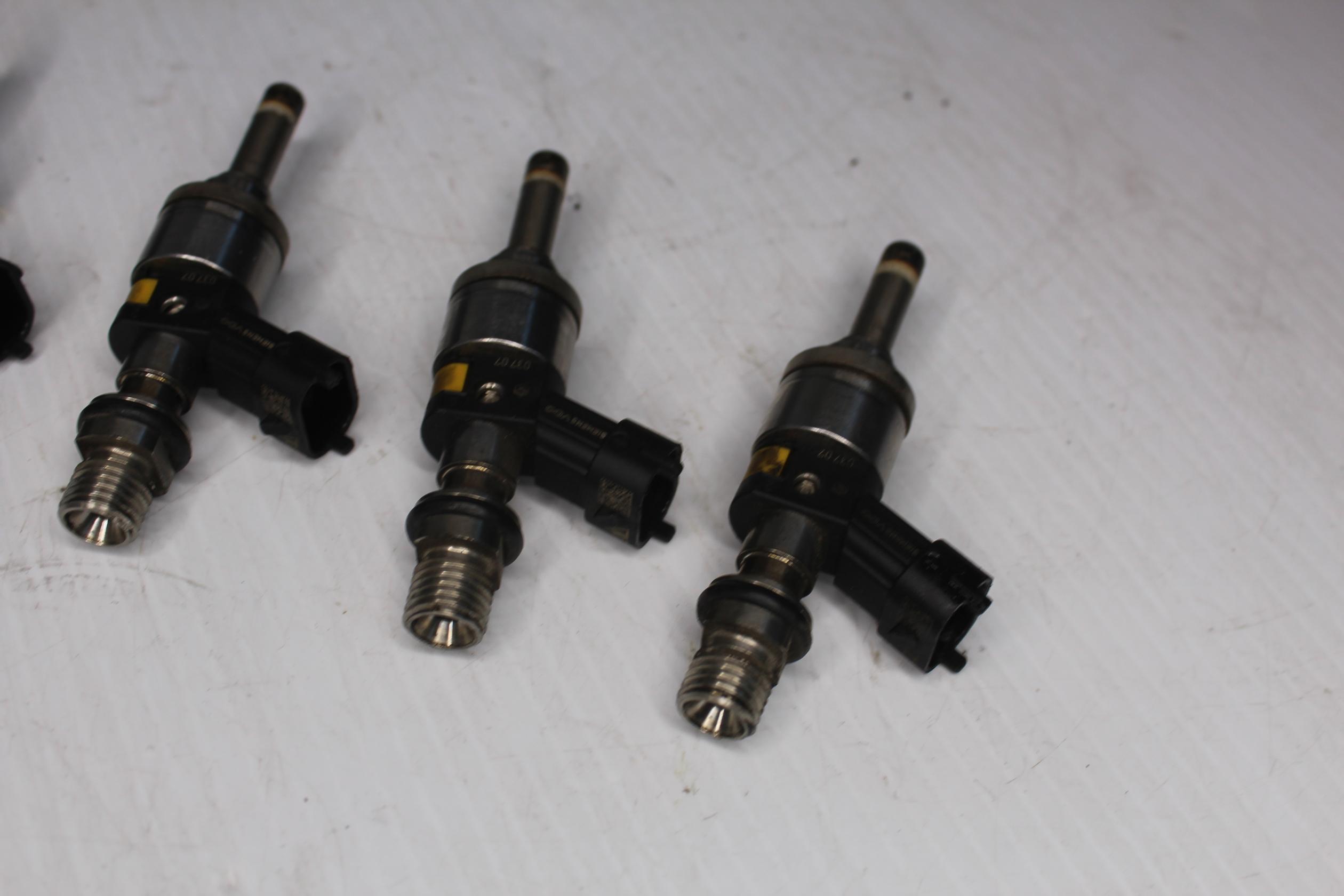 Porsche 957 Cayenne Turbo 4.5L Injectors FULL SET 94860523101, 94860523102 - Image 12