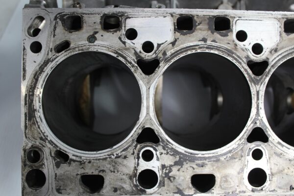 Porsche 957 Cayenne Turbo 4.5L Engine Block Bare 94810100110, 94810100113