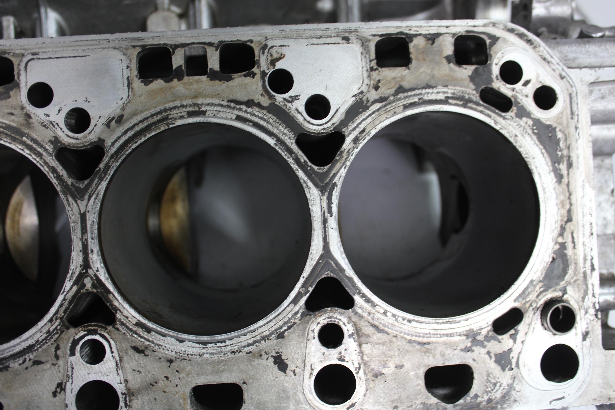 Porsche 957 Cayenne Turbo 4.5L Engine Block Bare 94810100110, 94810100113 - Image 8