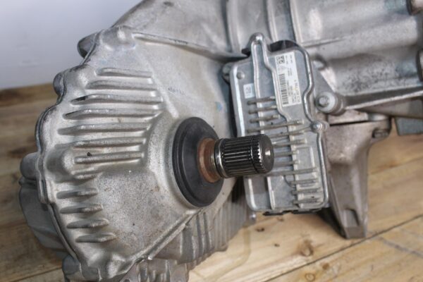 Porsche 92A 958 Cayenne GTS 4.8L Transfer Case Box 95834101001, 958341042D