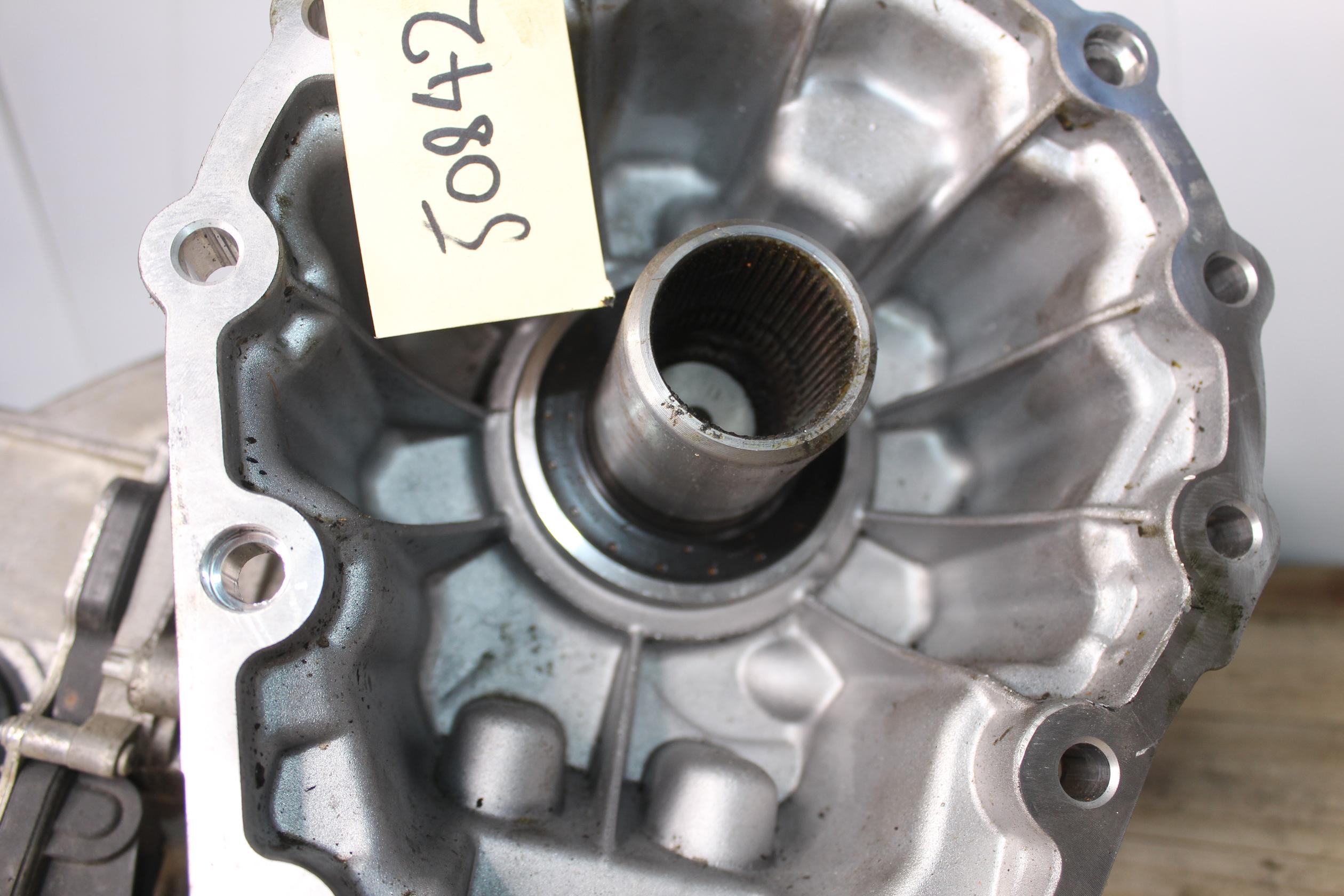 Porsche 92A 958 Cayenne GTS 4.8L Transfer Case Box 95834101001, 958341042D - Image 4