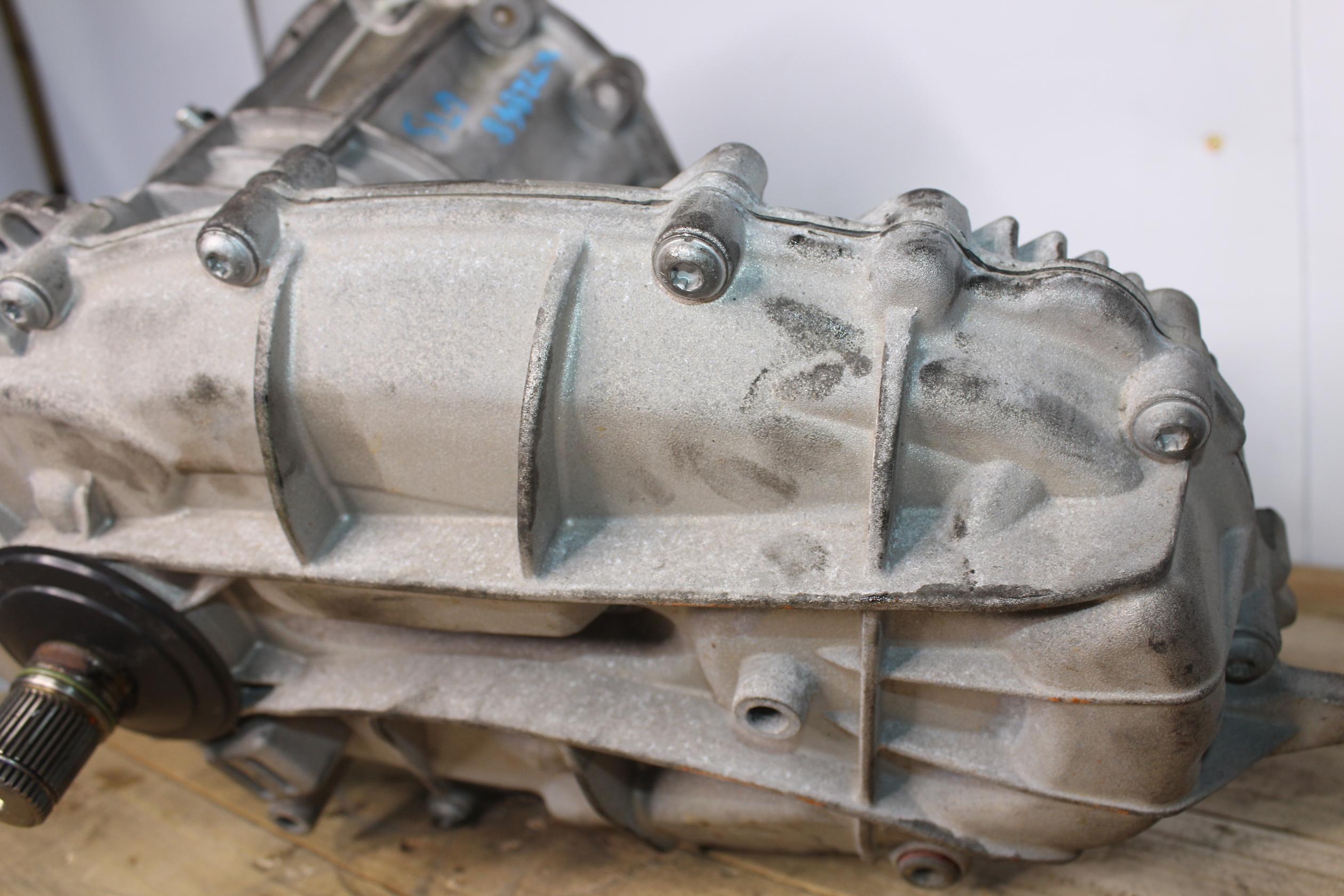 Porsche 92A 958 Cayenne GTS 4.8L Transfer Case Box 95834101001, 958341042D - Image 9