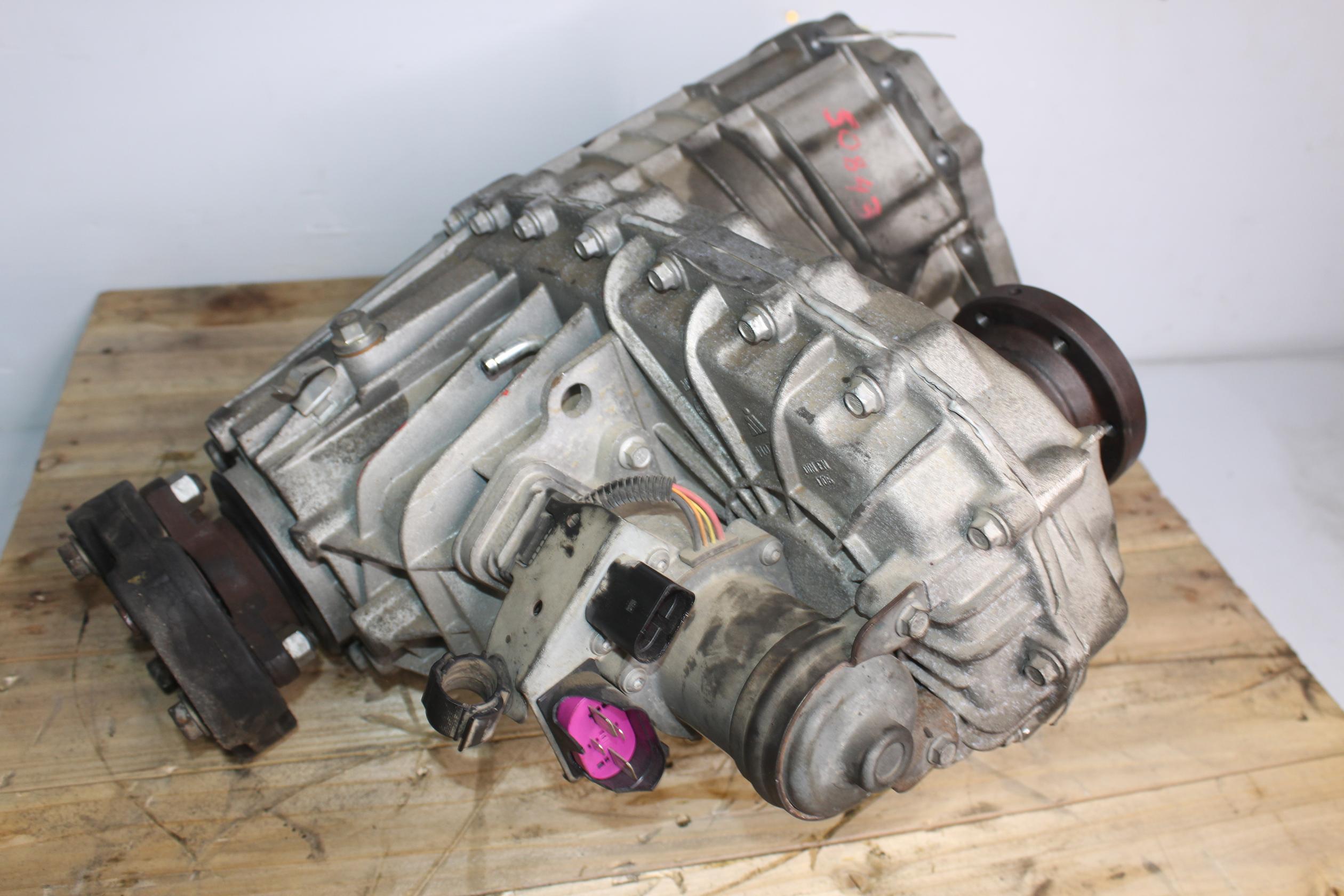 Porsche 957 Cayenne Turbo 4.5 Transfer Case Box 95534104053, 95534104055 - Image 5