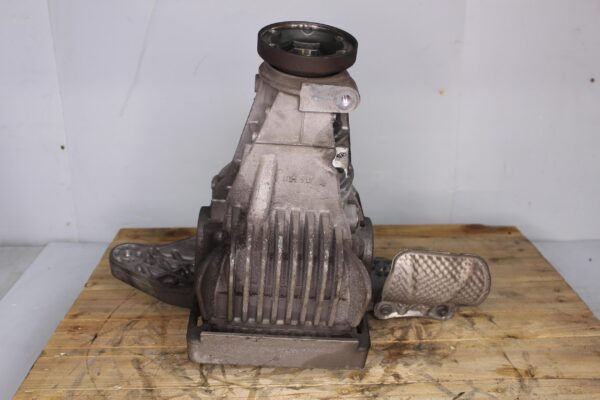 Porsche 95B Macan S GTS Rear Differential Diff 95B525015J, 95B525017C