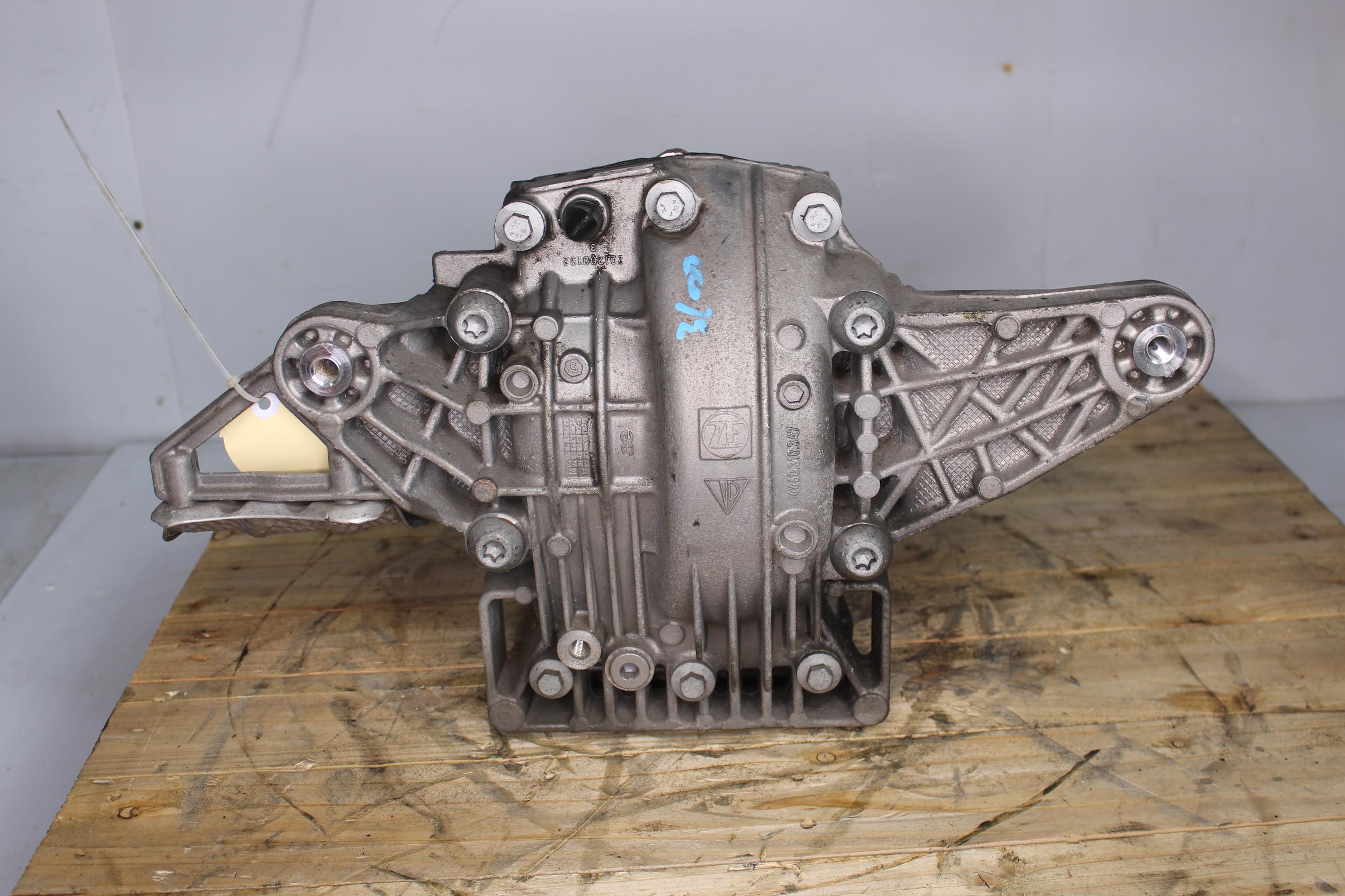 Porsche 95B Macan S GTS Rear Differential Diff 95B525015J, 95B525017C - Image 7