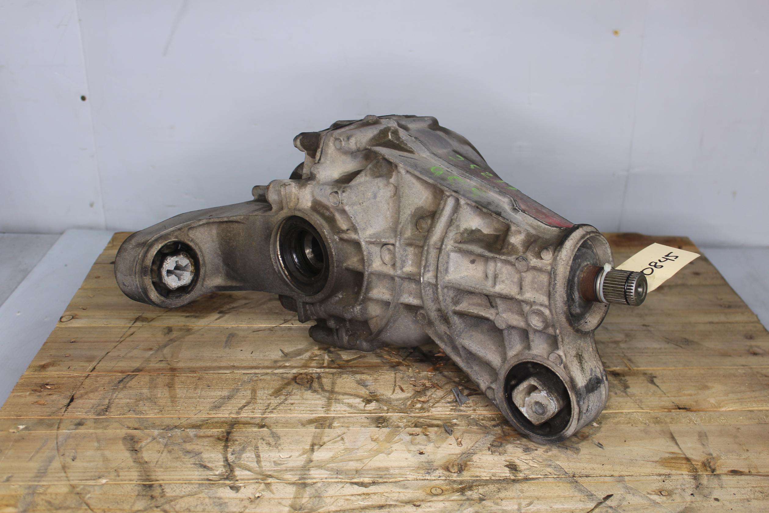 Porsche 958 Cayenne 3.0L Rear Axle Differential MEX 95835001020, 95835001105 - Image 1