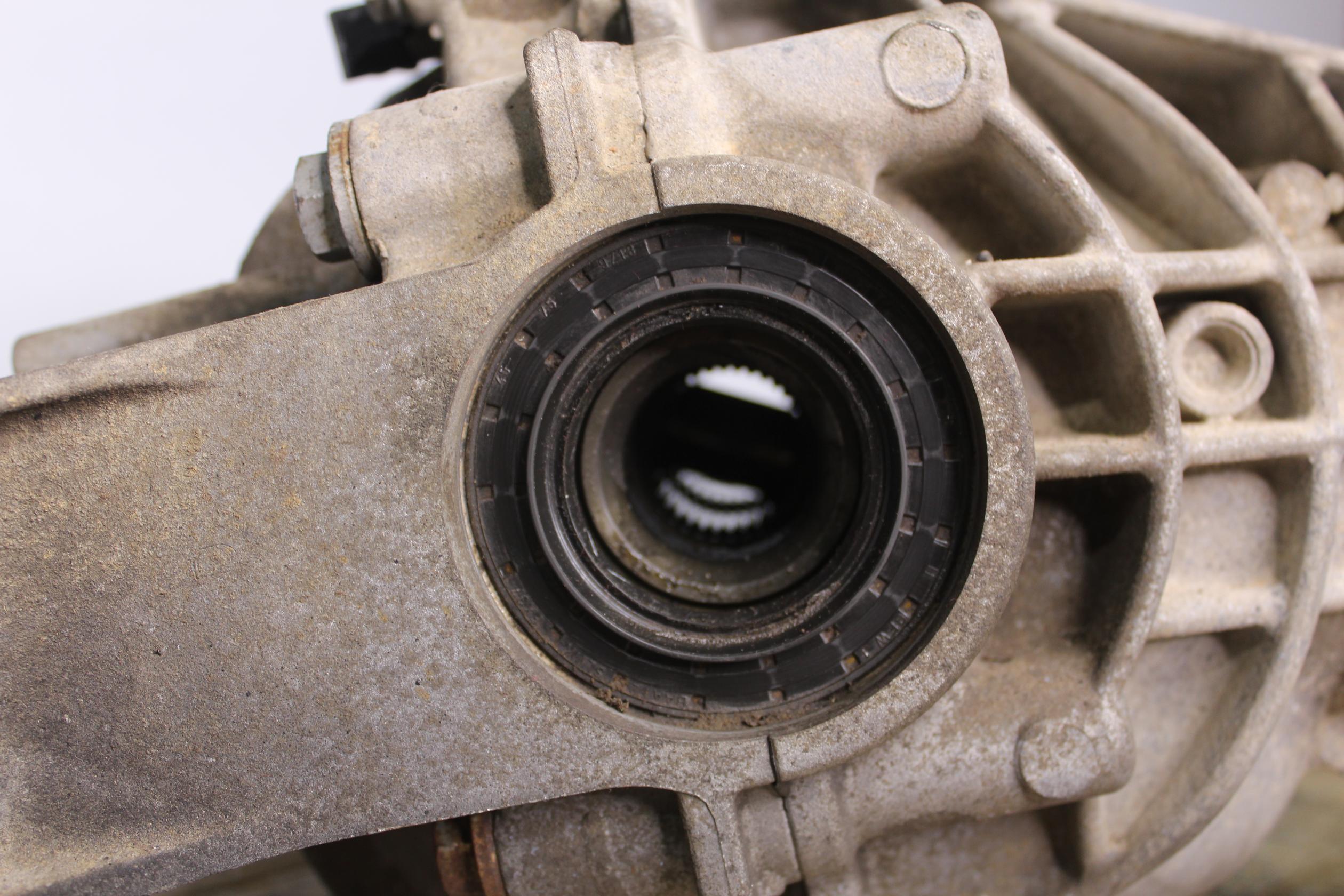 Porsche 958 Cayenne 3.0L Rear Axle Differential MEX 95835001020, 95835001105 - Image 8