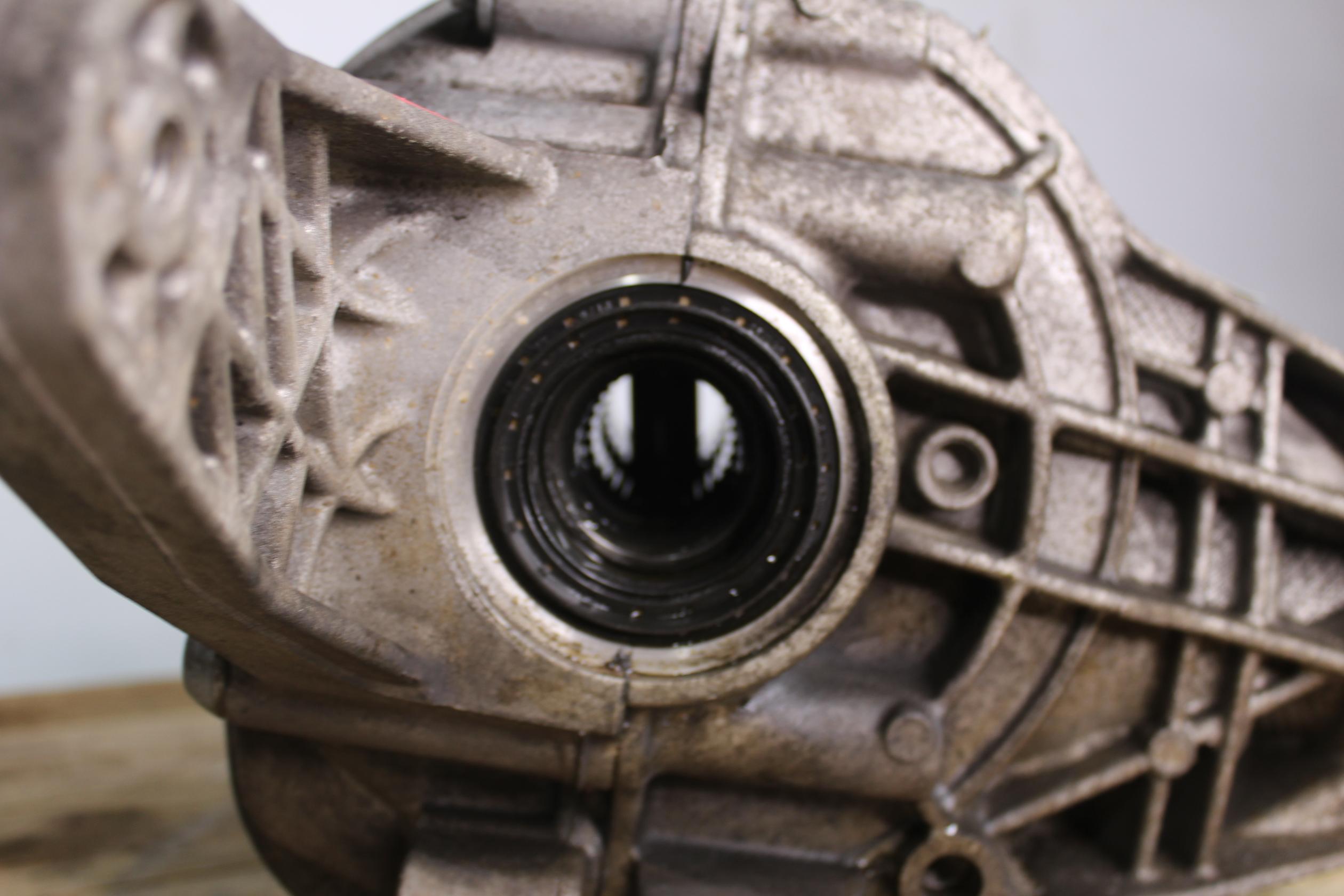 Porsche 95B Macan Turbo 3.6 Rear Axle Differential Diff 95B525015E, 95B525017 - Image 8
