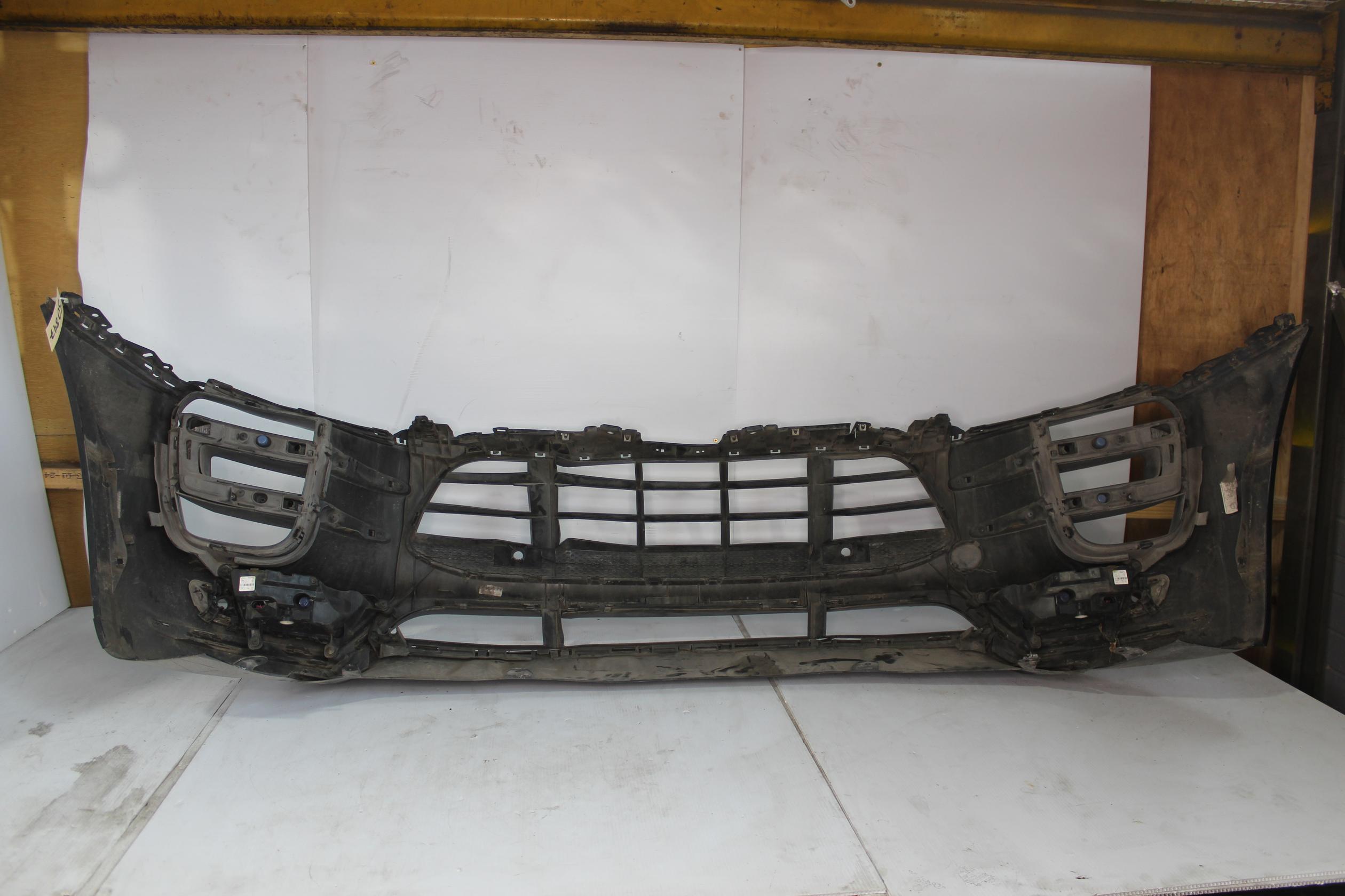Porsche 95B Macan Turbo Front Bumper Bar - REPAIRS REQUIRED 95B807221E - Image 14