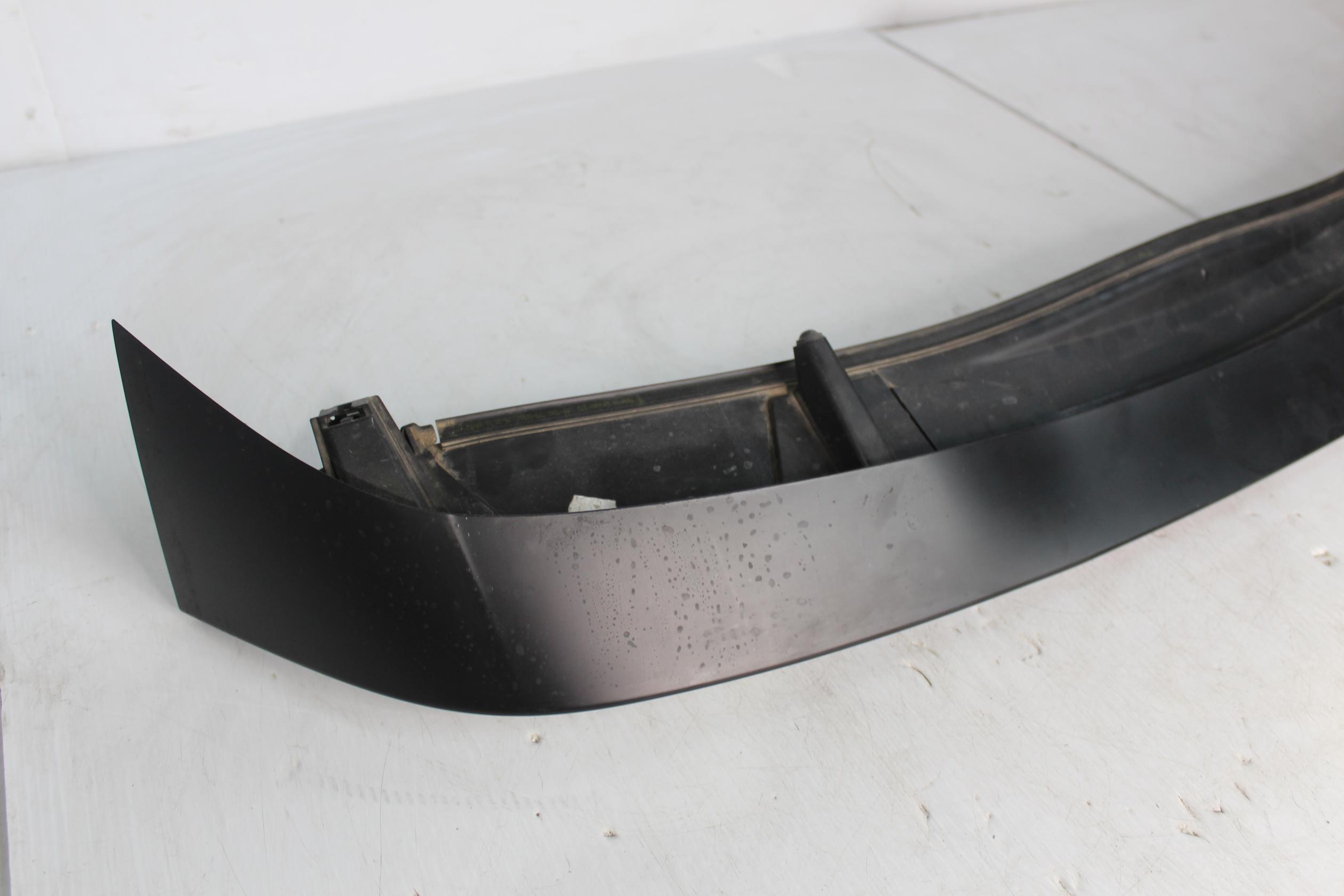 Porsche 92A 958.2 Cayenne Rear Spoiler Wing 95851293920, 7P5827934G - Image 7