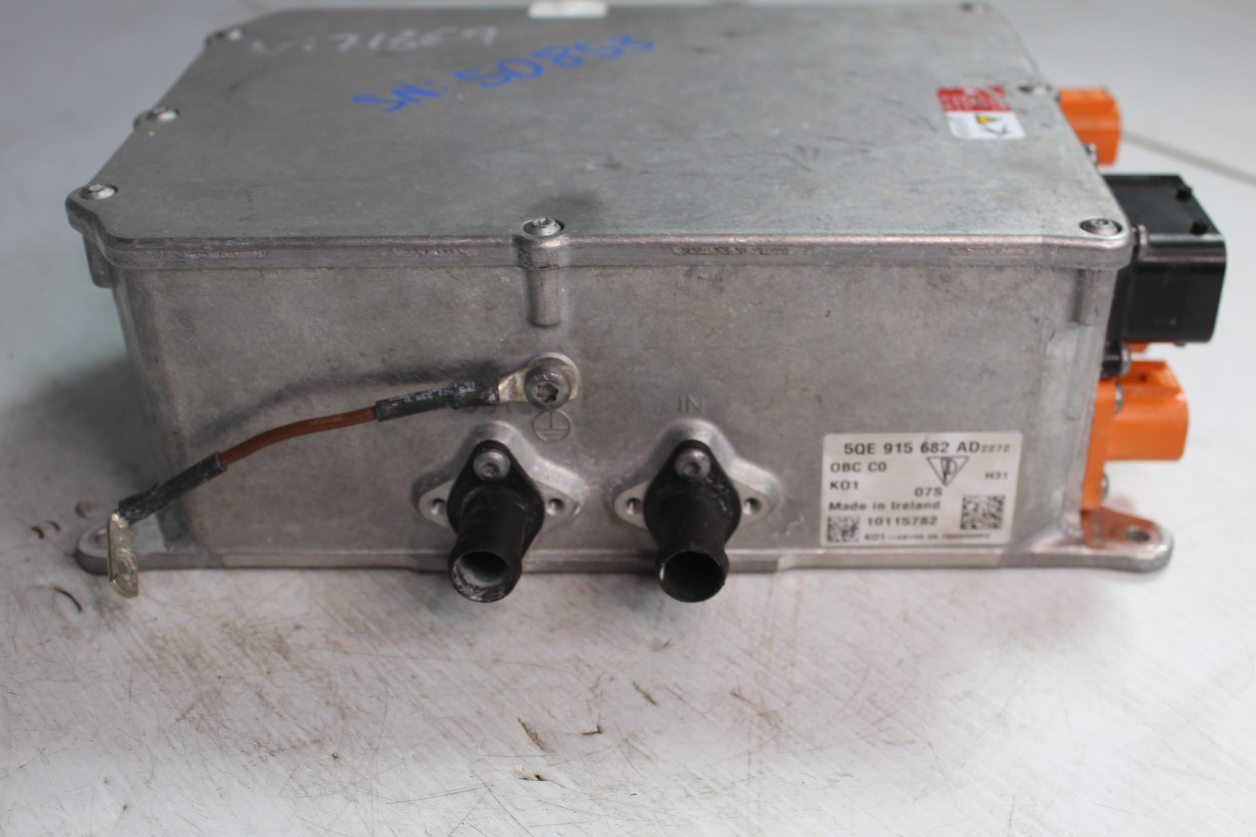 Porsche 958 Cayenne Hybrid Charger Voltage Convertor PAB915682K, 5QE915682AD - Image 9