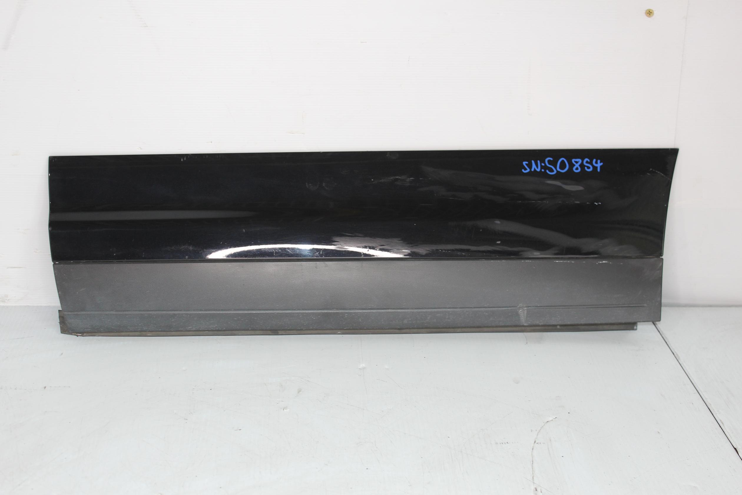 Porsche 958 Cayenne Left Rear Door Trim Mould 95855978900, 7P5839787J - Image 1
