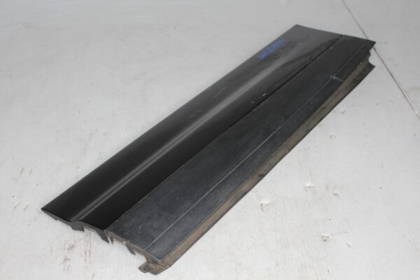 Porsche 958 Cayenne Left Rear Door Trim Mould 95855978900, 7P5839787J
