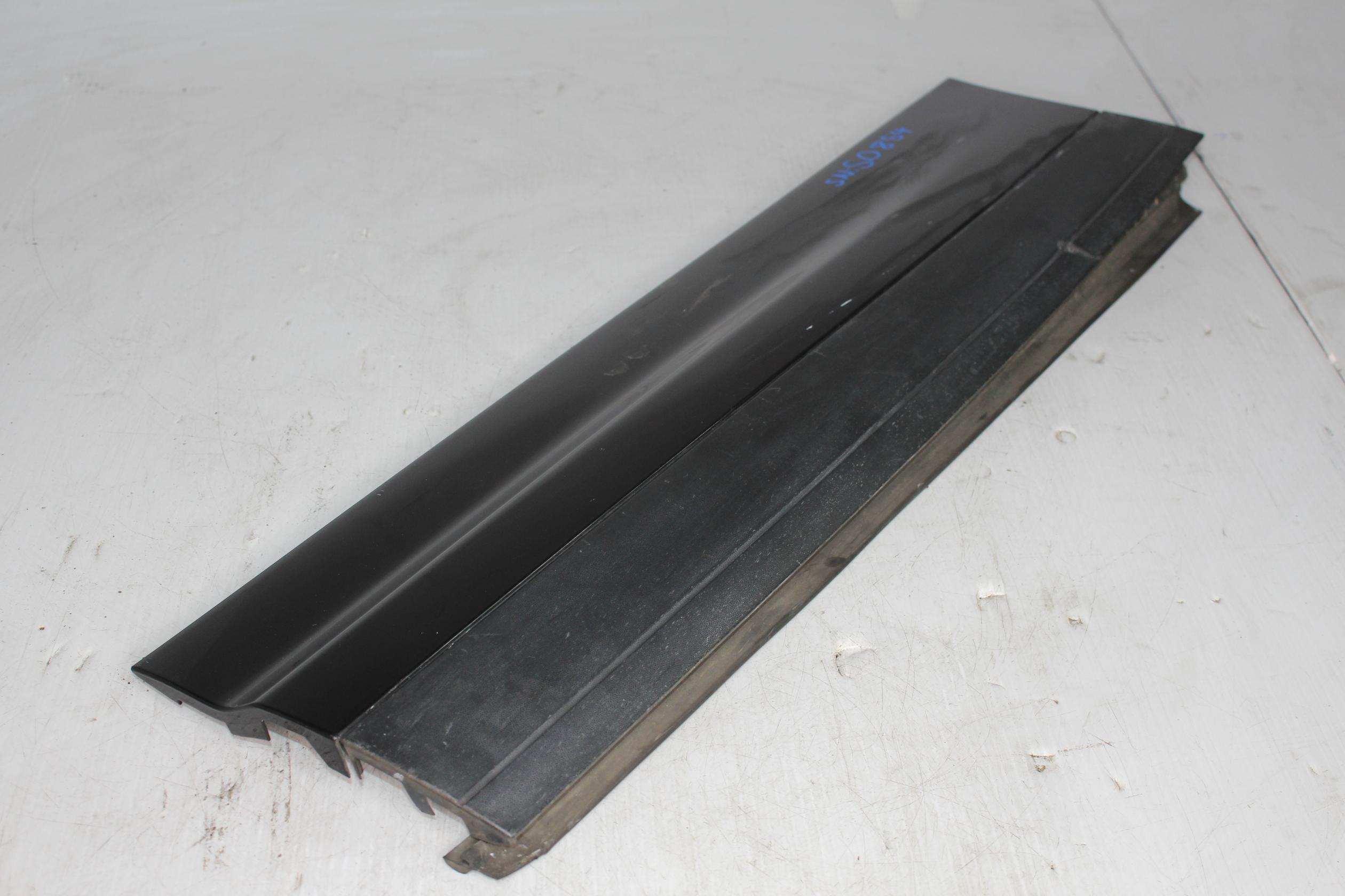 Porsche 958 Cayenne Left Rear Door Trim Mould 95855978900, 7P5839787J - Image 2