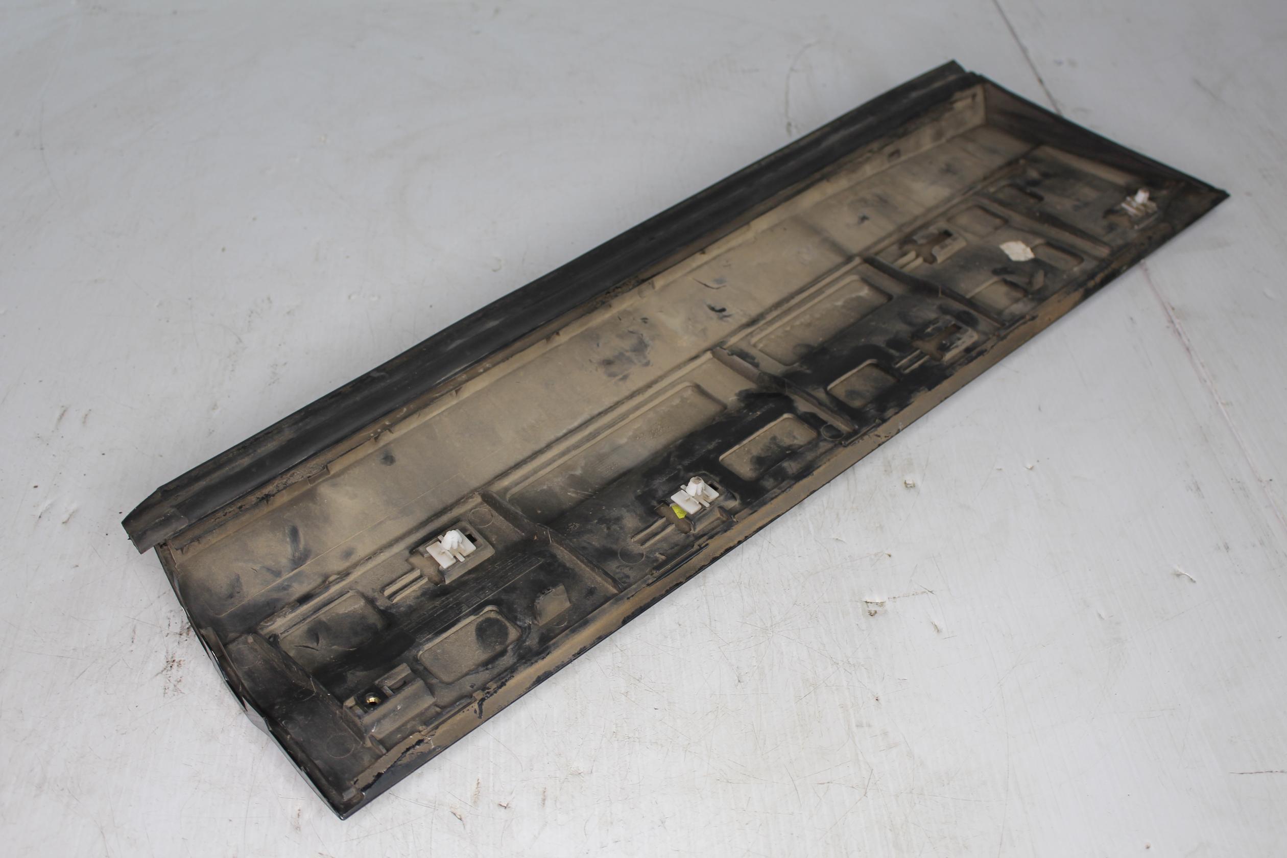 Porsche 958 Cayenne Left Rear Door Trim Mould 95855978900, 7P5839787J - Image 6