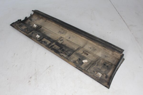 Porsche 958 Cayenne Left Rear Door Trim Mould 95855978900, 7P5839787J