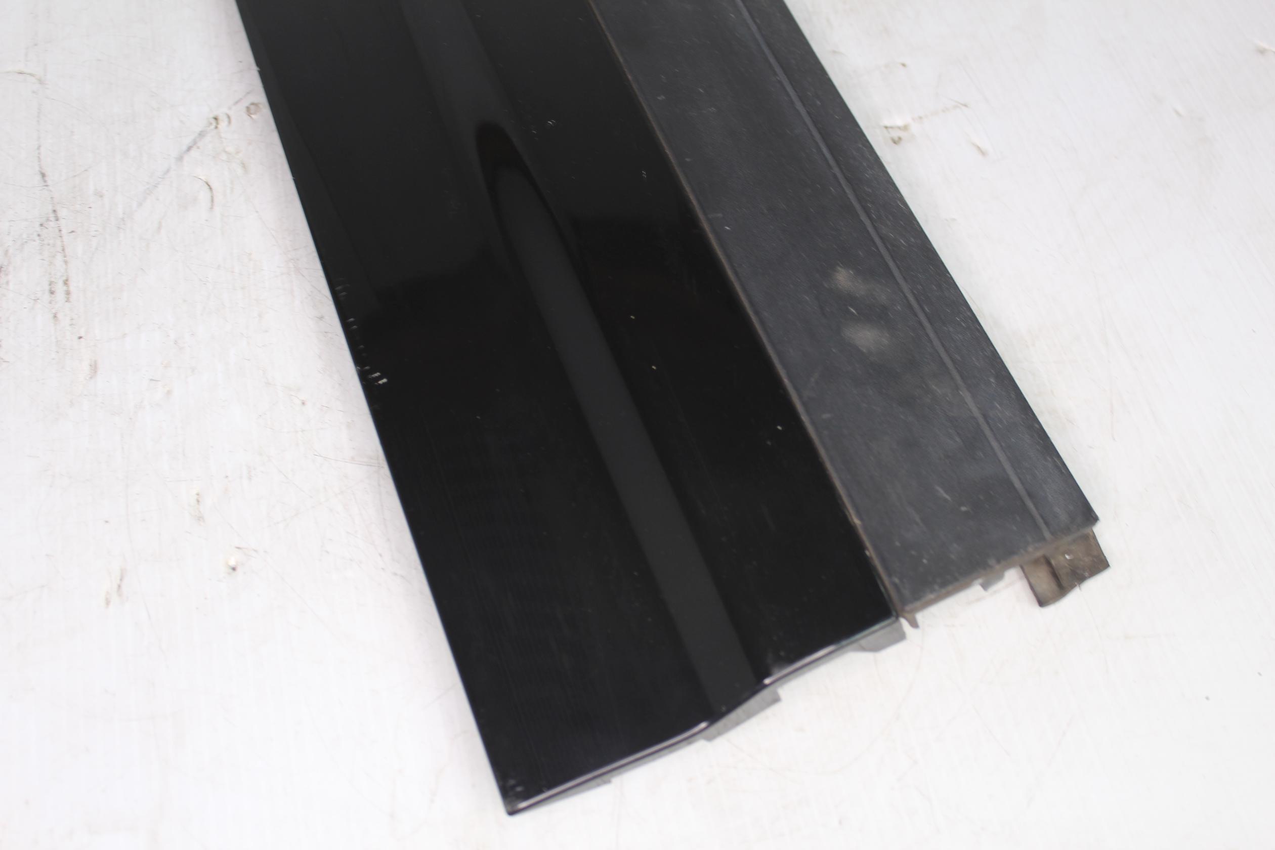 Porsche 958 Cayenne Left Rear Door Trim Mould 95855978900, 7P5839787J - Image 10