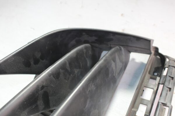 Porsche 95B Macan RH Right Front Bumper Grille Insert 95B807682, 95B807686, 95B807878