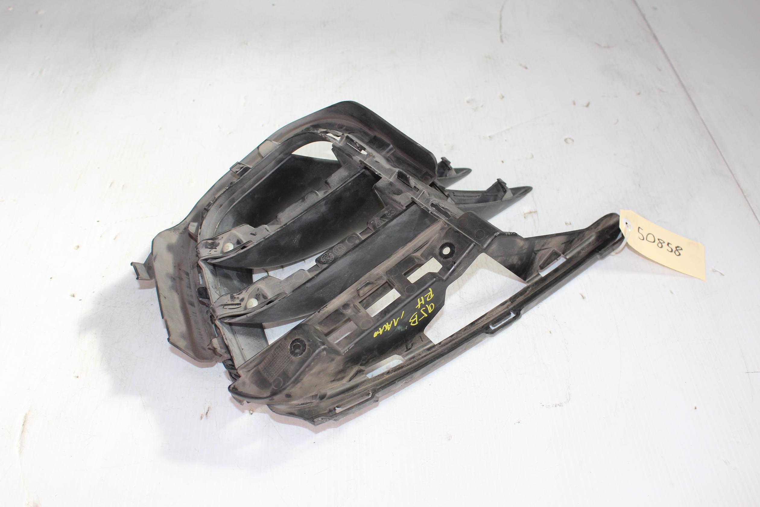 Porsche 95B Macan RH Right Front Bumper Grille Insert 95B807682, 95B807686, 95B807878 - Image 7