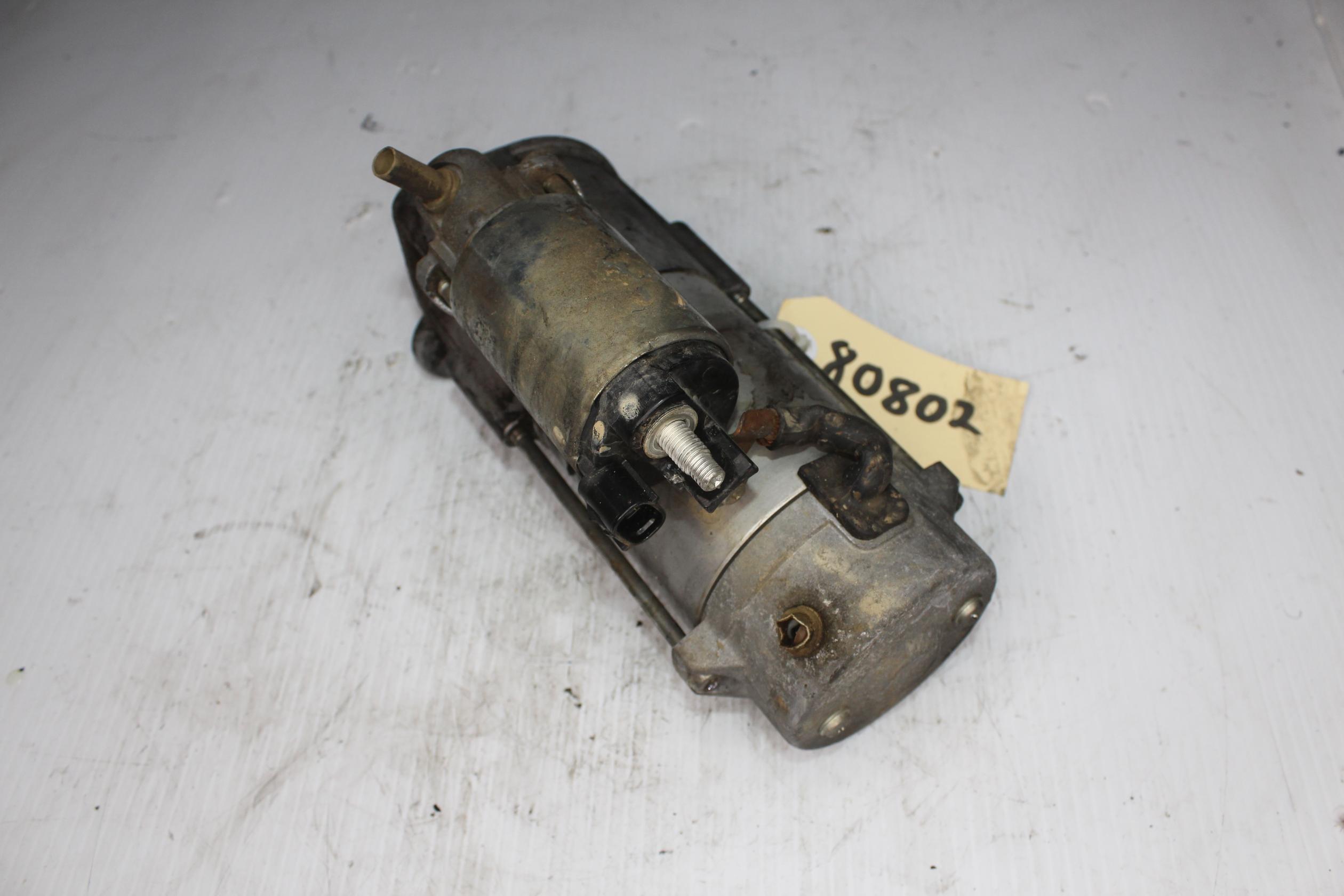 Jaguar X761 F-Pace 2.0L Engine Starter Motor T2H1941, GX7311001AD - Image 2