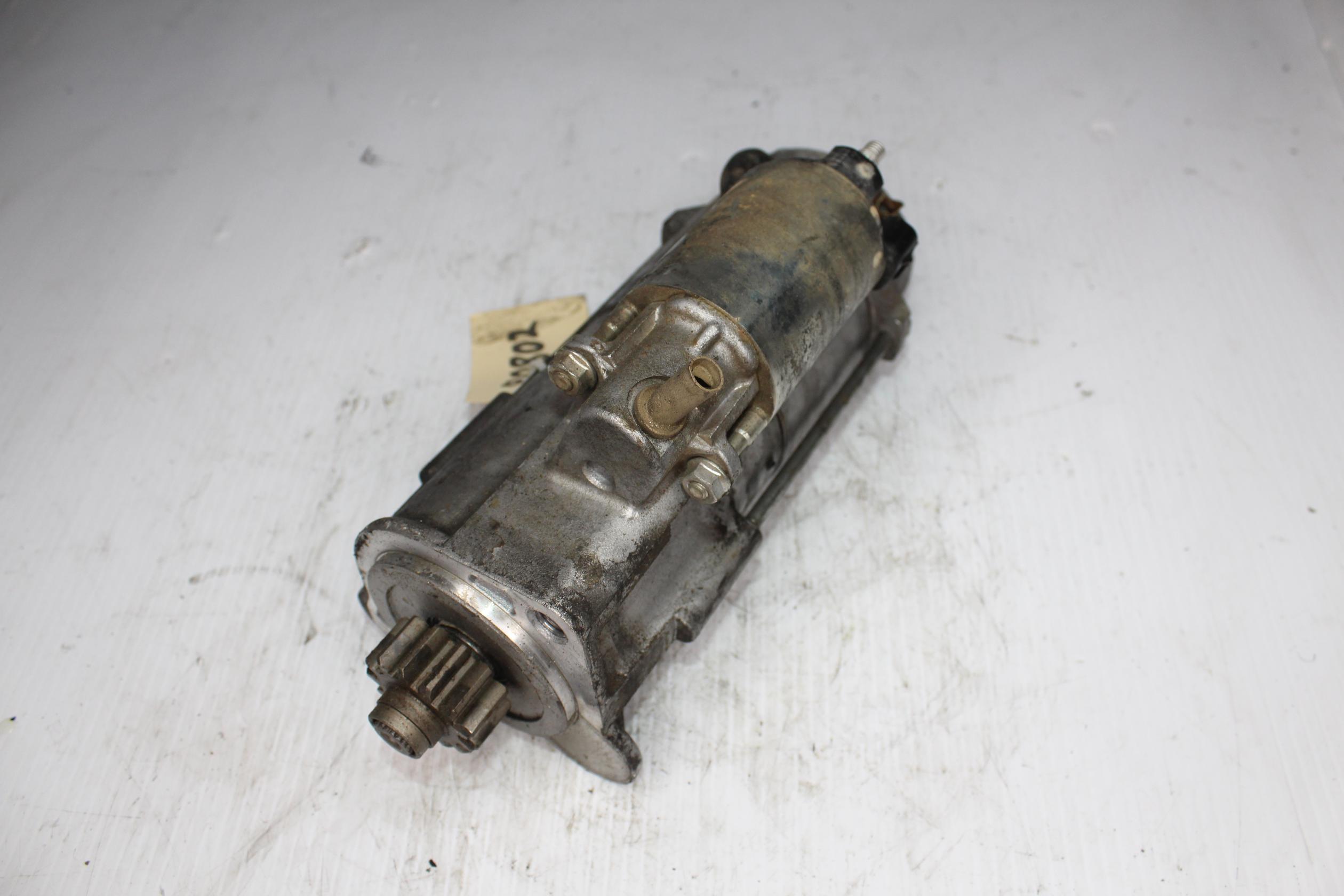 Jaguar X761 F-Pace 2.0L Engine Starter Motor T2H1941, GX7311001AD - Image 3