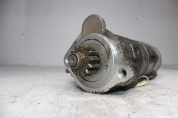 Jaguar X761 F-Pace 2.0L Engine Starter Motor T2H1941, GX7311001AD