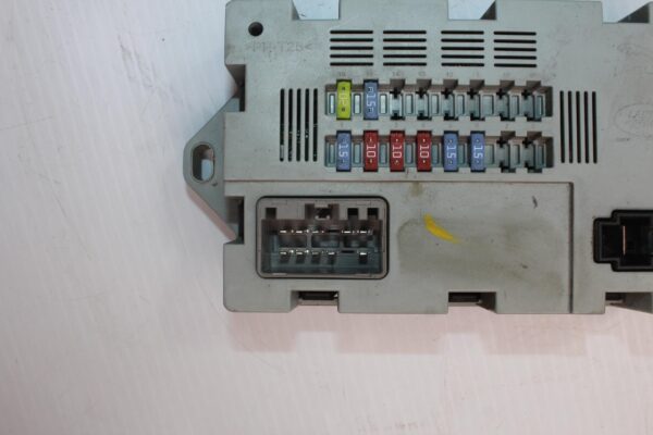 Land Rover Discovery Sport L550 Rear Fuse Box LR041091, CPLA14Q073AA, CPLA-14Q073-AA