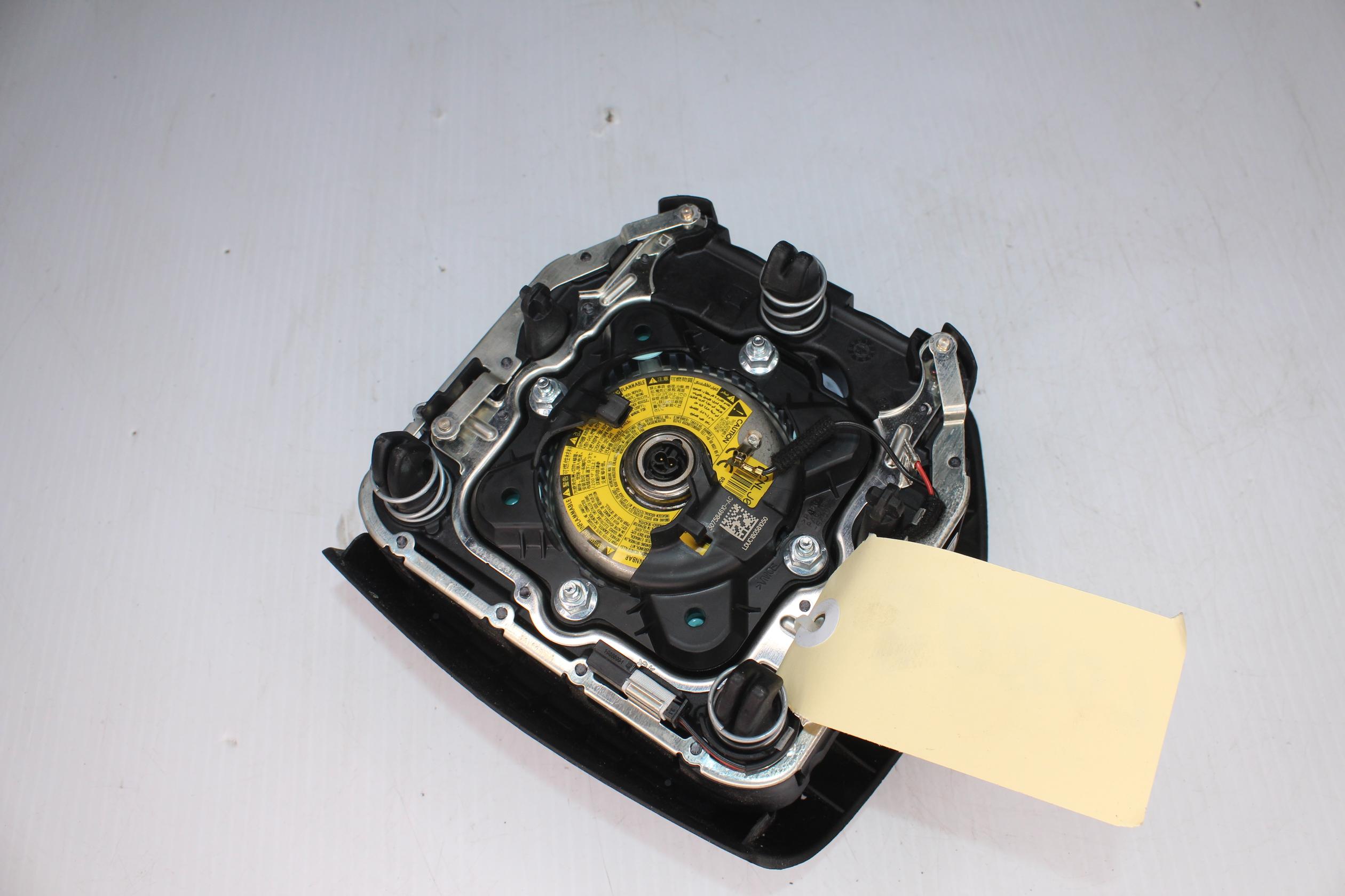 Land Rover Discovery Sport L550 Driver Steering Wheel Airbag LR096021 - Image 8