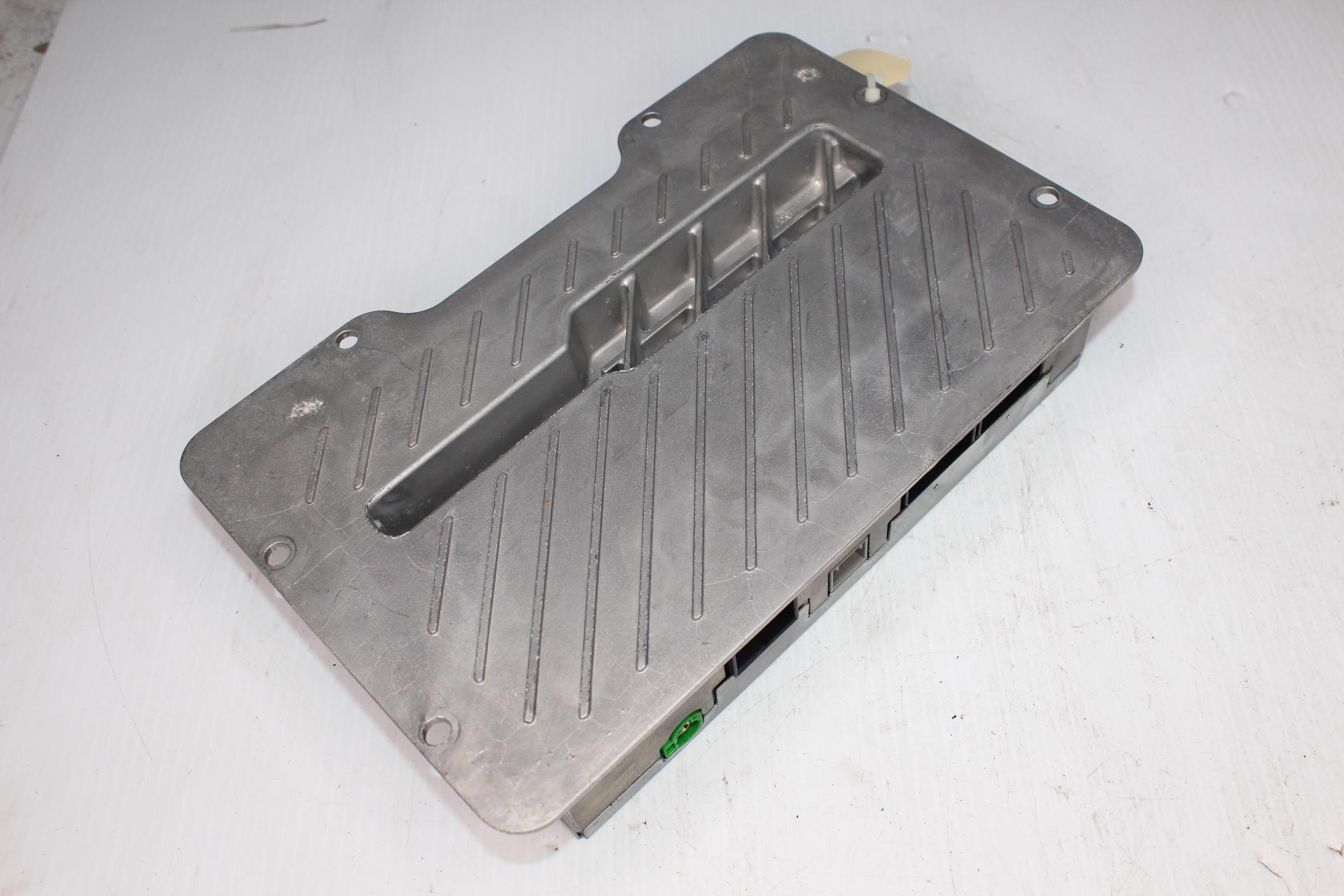 Land Rover Velar L560 1280W Premium Amplifier LR081470, HX7319C164CD - Image 10