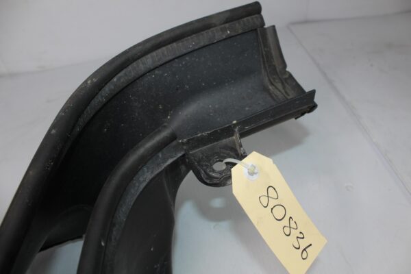 Land Rover L462 Discovery 5 Right RH Air Guide Deflector LR081641, LR126065