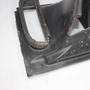 Land Rover L462 Discovery 5 Right RH Air Guide Deflector LR081641, LR126065 - Image 4