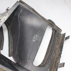 Land Rover L462 Discovery 5 Right RH Air Guide Deflector LR081641, LR126065 - Image 10