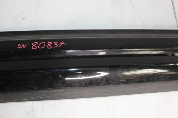 Range Rover Sport SVR L494 Front Right Door Mould Trim LR062228