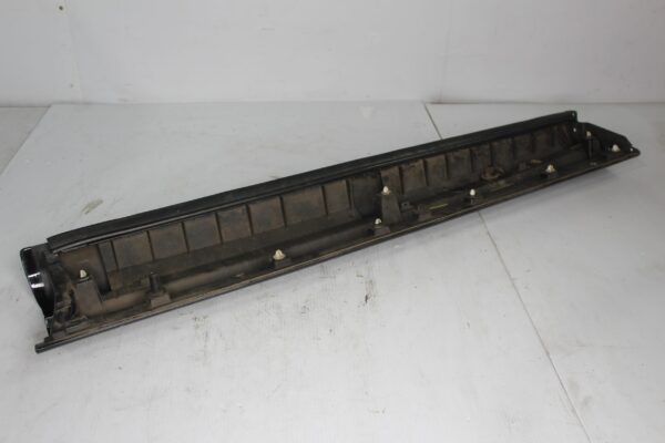 Range Rover Sport SVR L494 Front Right Door Mould Trim LR062228
